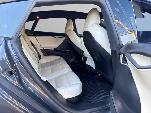 Used 2020 Tesla Model S Long Range Plus AWD/4WD image 12