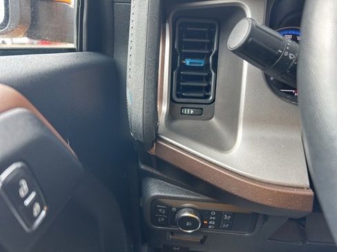 Used 2022 Ford Bronco Outer Banks image 19