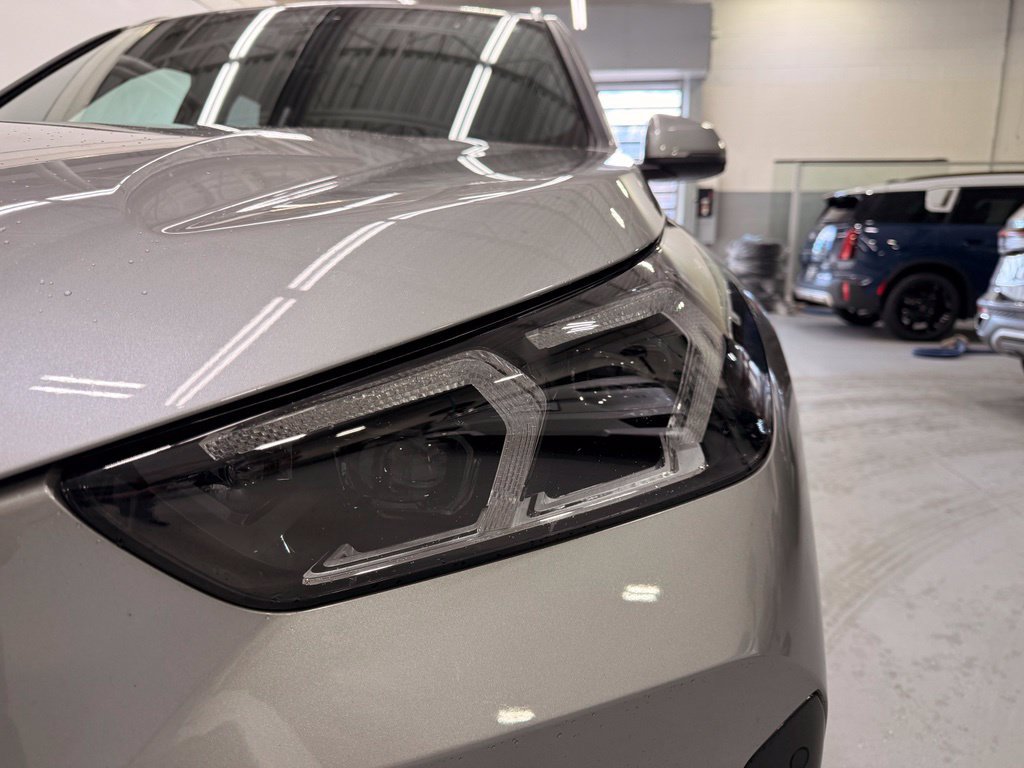 Used 2026 BMW X1 xDrive28i AWD/4WD image 9