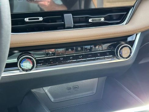 New 2026 Chevrolet Equinox ACTIV image 10