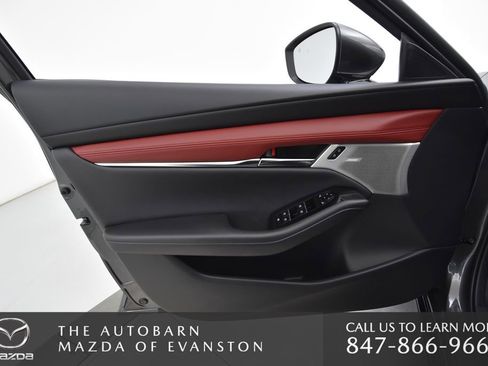 New 2026 MAZDA MAZDA3 2.5 S Hatchback w/ Premium Pkg image 31