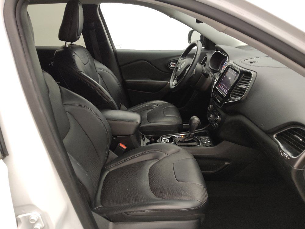 Used 2019 Jeep Cherokee Limited FWD image 21