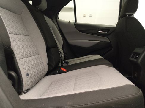 Used 2023 Chevrolet Equinox LS AWD/4WD image 19