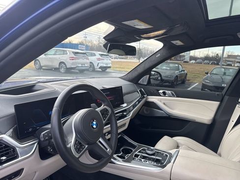 Used 2024 BMW X7 M60i w/ Executive Package image 12