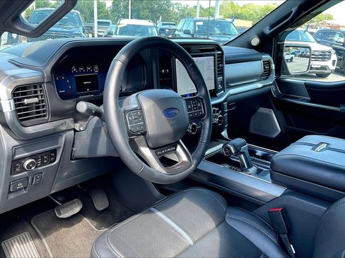 Certified 2025 Ford F150 Platinum w/ Equipment Group 702A High AWD/4WD image 13