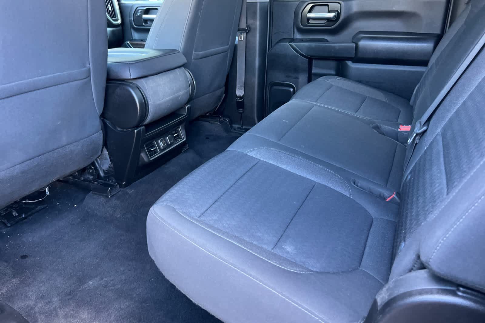 Used 2022 Chevrolet Silverado 2500 LT w/ Convenience Package AWD/4WD image 12