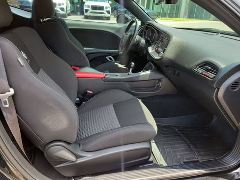 Used 2022 Dodge Challenger R/T Scat Pack RWD image 13