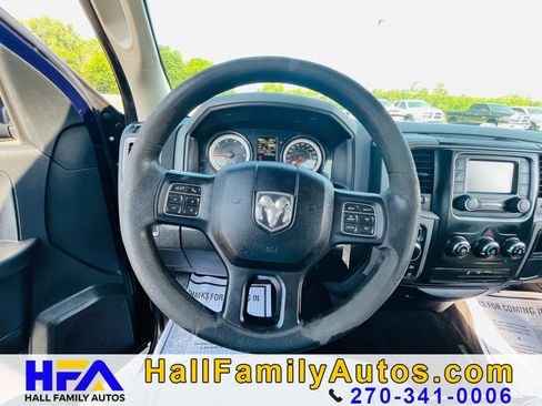Used 2017 RAM 1500 Express AWD/4WD image 30