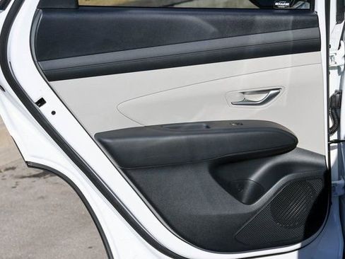 New 2026 Hyundai Tucson SEL image 12