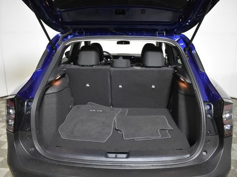 Used 2025 Nissan Kicks SV w/ SV Premium Package AWD/4WD image 27