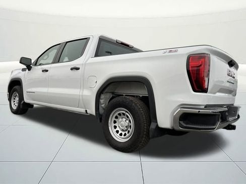 Used 2024 GMC Sierra 1500 Pro w/ X31 Off-Road Package image 3