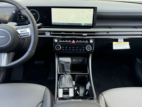 New 2025 Hyundai Santa Cruz Limited image 7
