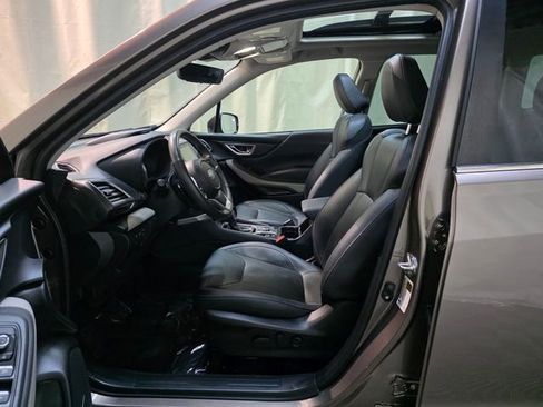 Used 2023 Subaru Forester Limited image 13