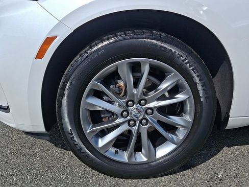 Used 2023 Buick Enclave Avenir w/ Avenir Technology Package AWD/4WD image 8