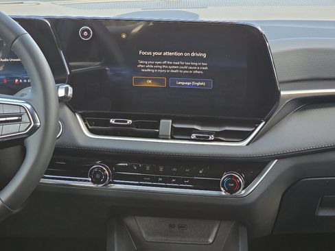 New 2026 Chevrolet Equinox LT w/ Safety and Technology Package AWD/4WD image 22