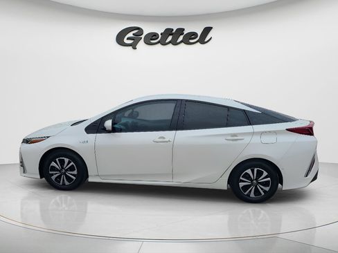 Used 2018 Toyota Prius Prime Advanced FWD image 7