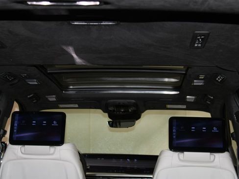 New 2026 Cadillac Escalade V image 37