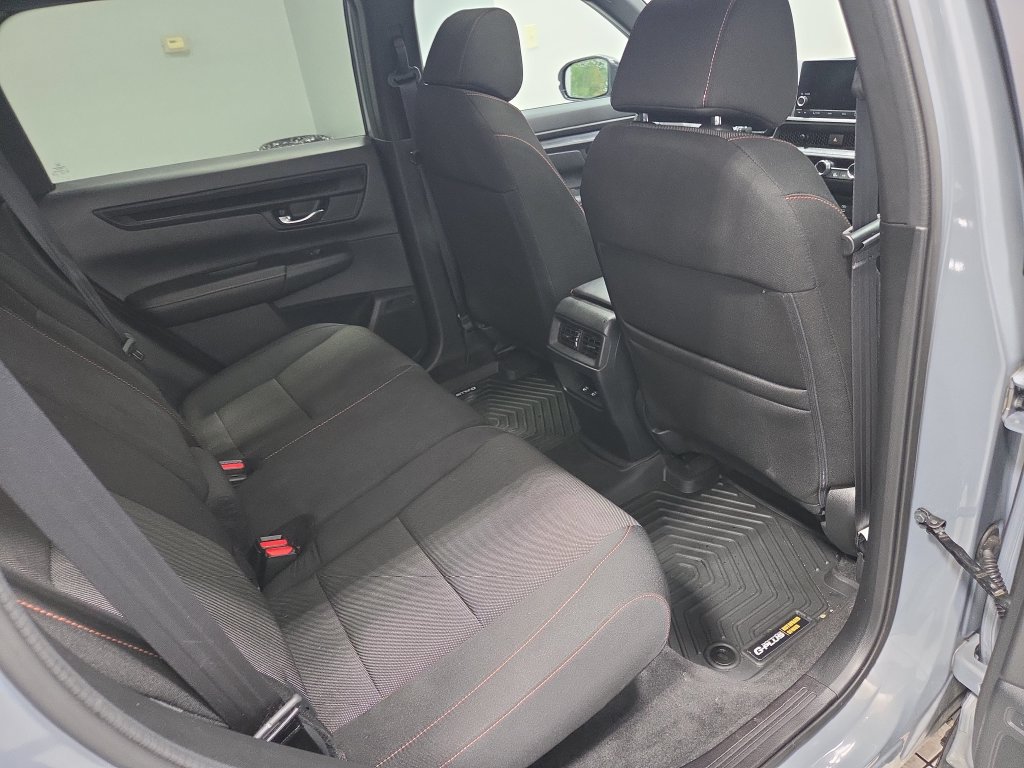 Used 2025 Honda CR-V Sport image 18