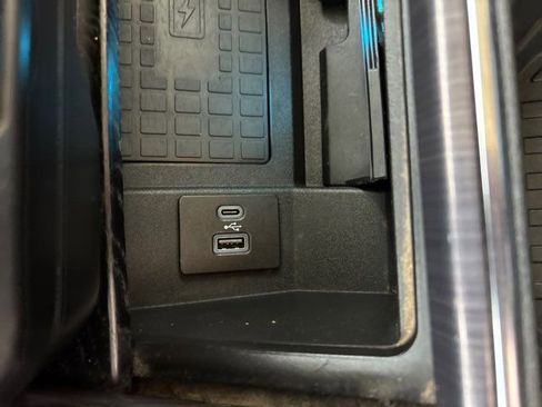 Used 2020 Ford F350 Limited image 37