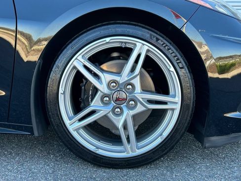 Used 2025 Chevrolet Corvette Stingray Premium Cpe w/ 3LT RWD image 42