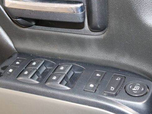 Used 2018 Chevrolet Silverado 1500 LT image 27