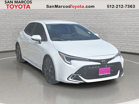 Certified 2025 Toyota Corolla XSE image 3