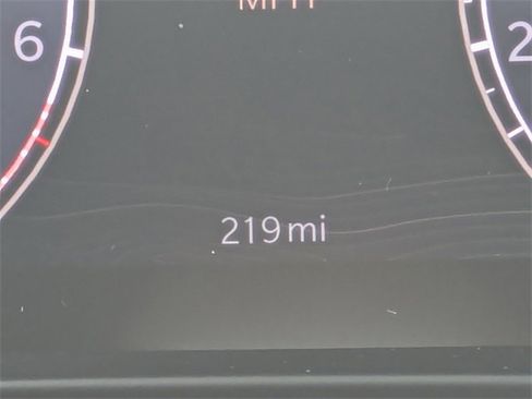 New 2025 Jeep Grand Cherokee L Limited w/ Luxury Tech Group II image 34