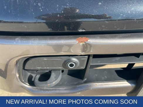 Used 2019 Nissan Titan Platinum Reserve image 4