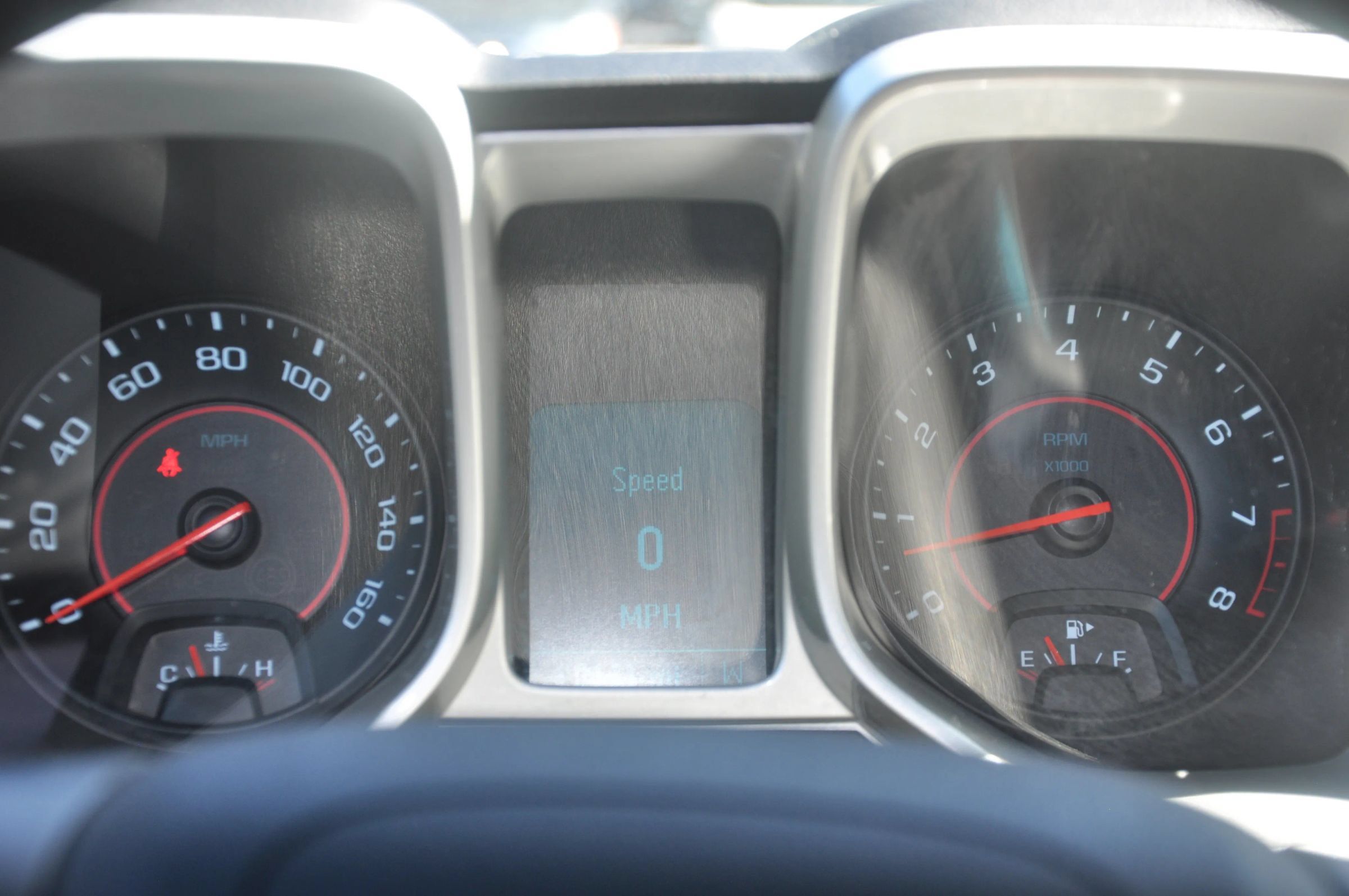 Used 2015 Chevrolet Camaro LS RWD image 27
