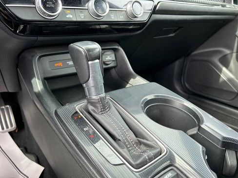 Used 2023 Honda Civic Sport image 17
