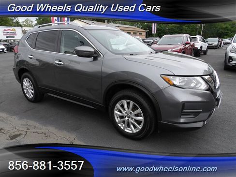 Used 2020 Nissan Rogue SV AWD/4WD image 3