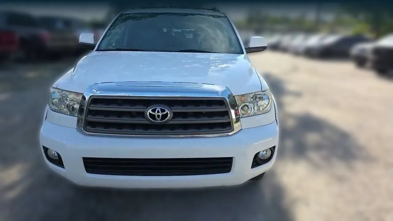 Used 2015 Toyota Sequoia SR5 w/ Premium Package RWD image 54