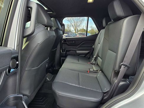 Certified 2025 Toyota 4Runner TRD Off-Road Premium image 18