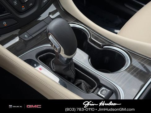 Used 2020 Buick Envision Premium w/ Driver Confidence Package AWD/4WD image 43