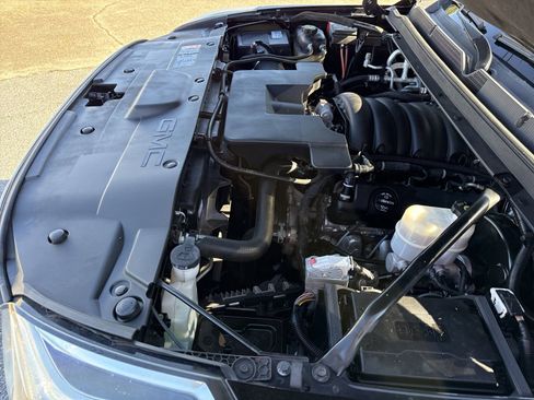 Used 2018 GMC Yukon Denali w/ Denali Ultimate Package image 49