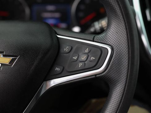 Used 2019 Chevrolet Equinox LT FWD image 25