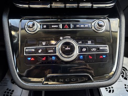 Used 2020 Lincoln Corsair AWD w/ Equipment Group 101A image 34