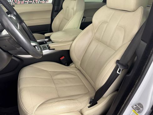 Used 2017 Land Rover Range Rover Sport HSE image 35