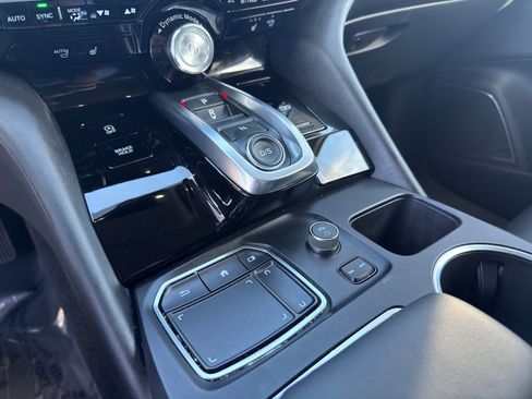 Certified 2024 Acura MDX SH-AWD w/ Technology Package image 27