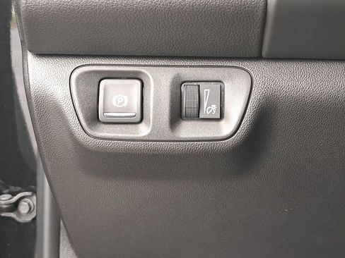 Used 2019 GMC Acadia Denali image 26