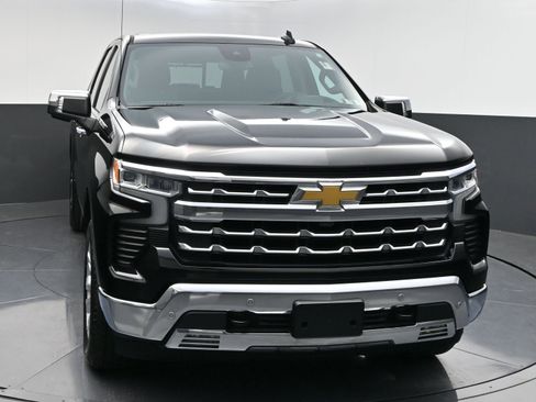 Certified 2023 Chevrolet Silverado 1500 LTZ w/ Technology Package AWD/4WD image 2
