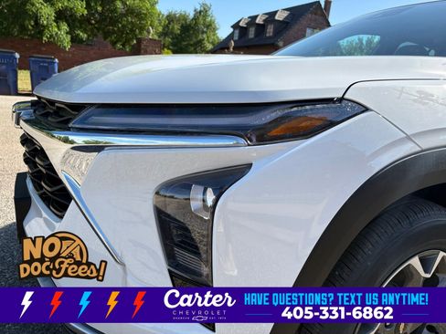 New 2026 Chevrolet Trax LT w/ LT Convenience Package FWD image 41