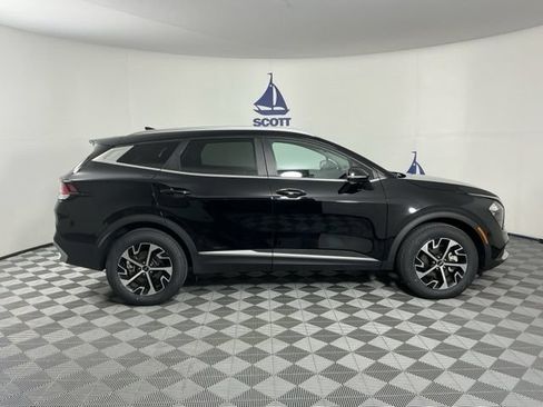 Used 2023 Kia Sportage EX AWD/4WD image 6
