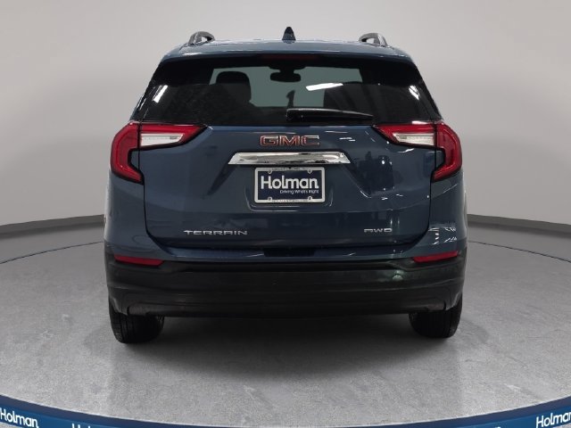 Used 2024 GMC Terrain SLE w/ Driver Convenience Package AWD/4WD image 7