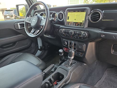 Used 2023 Jeep Wrangler Unlimited Rubicon 392 w/ Dual Top Group AWD/4WD image 18