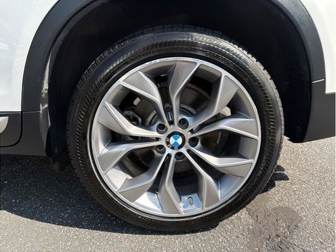 Used 2017 BMW X3 xDrive28i AWD/4WD image 23