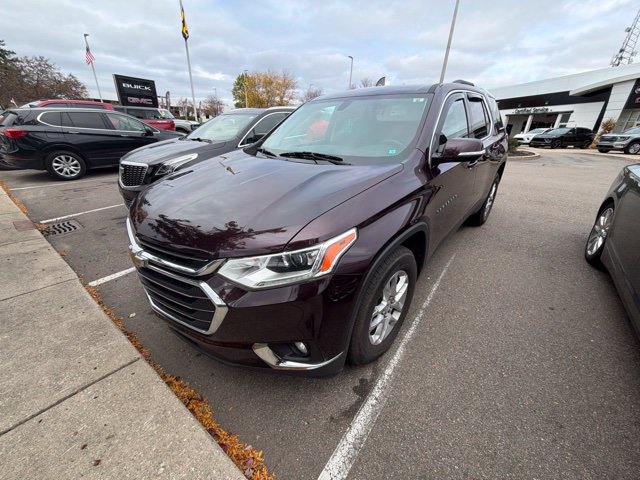 Used 2018 Chevrolet Traverse LT FWD image 1