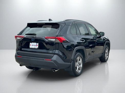 Certified 2023 Toyota RAV4 XLE w/ Convenience Package image 5
