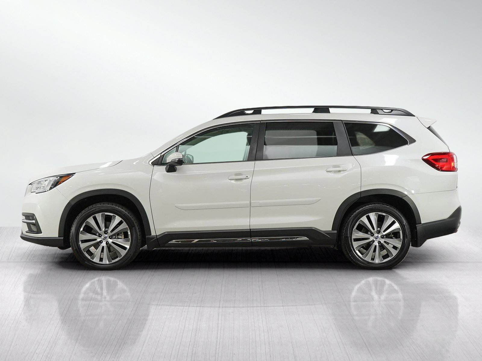 Used 2021 Subaru Ascent Limited w/ Technology Package AWD/4WD image 2