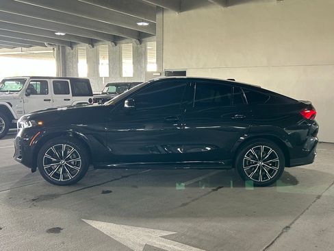 Used 2024 BMW X6 xDrive40i w/ Premium Package image 2
